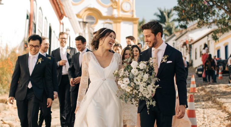 Mách bạn cách chọn ngày kết hôn "chuẩn không cần chỉnh"