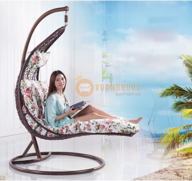 Ghế xích đu trong nhà thư giãn