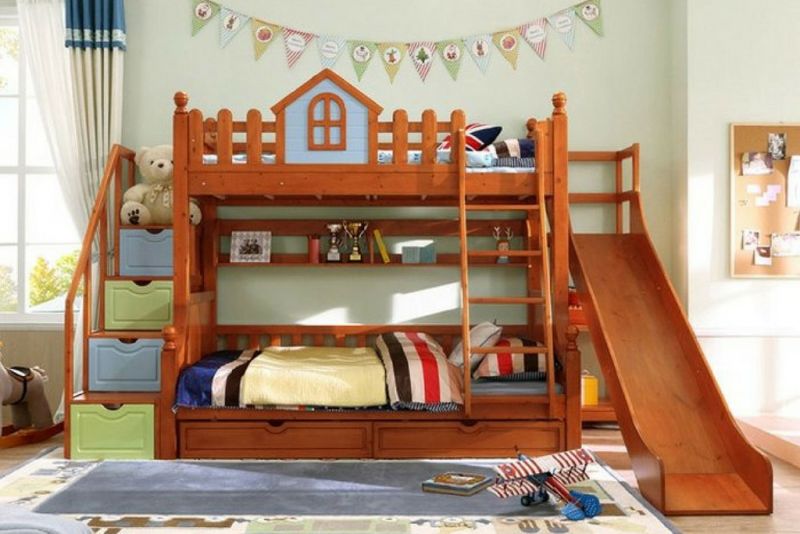Giường ngủ bao gồm thiết kế cầu trượt cho bé có không gian vui chơi lành mạnh 