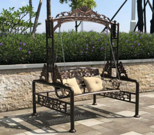 Xích đu là gì? Những điều chưa biết về xích đu ngoài trời